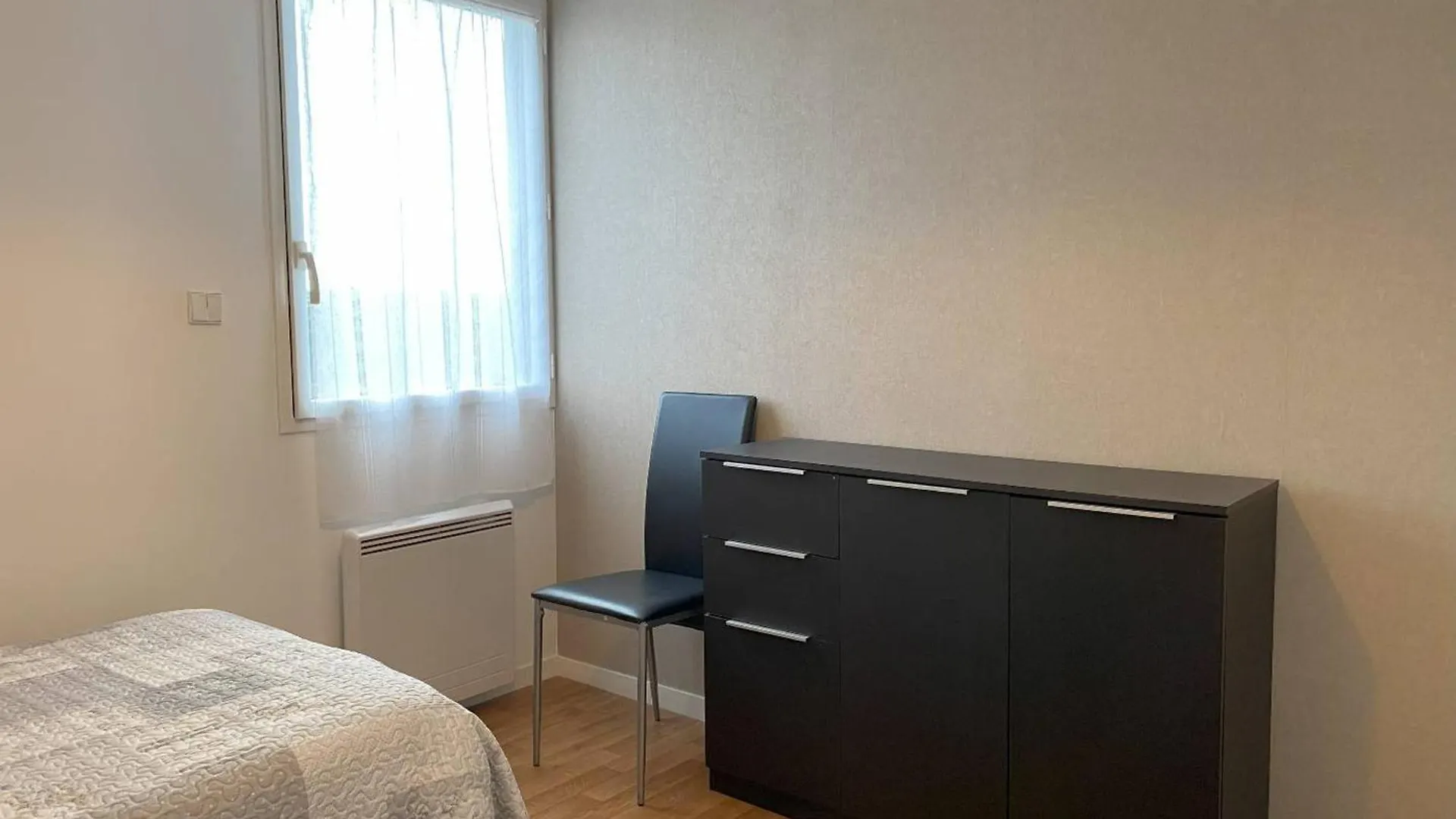 Appartement 2 Chambres Avec Terrasse Au Coeur De Perros-Guirec, Parking Inclus - Fr-1-368-449 Γαλλία